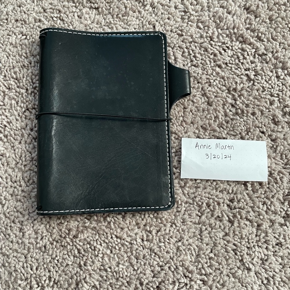 B6 Chic Sparrow Slim Darcy Ink